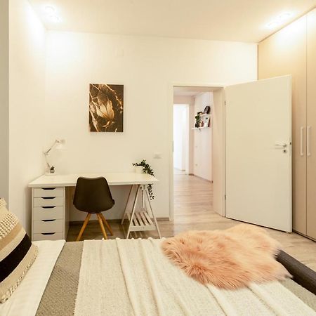 Ideal Stay: Spacious 2Br Apt Near Calea Victoriei Bukareszt Zewnętrze zdjęcie