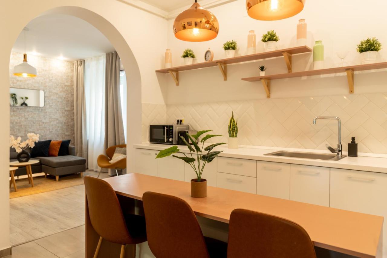 Ideal Stay: Spacious 2Br Apt Near Calea Victoriei Bukareszt Zewnętrze zdjęcie