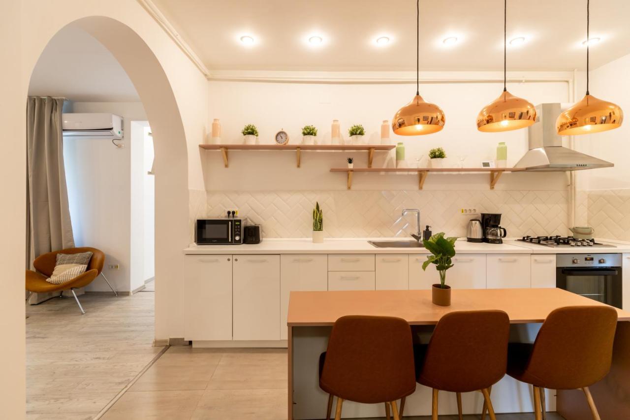 Ideal Stay: Spacious 2Br Apt Near Calea Victoriei Bukareszt Zewnętrze zdjęcie