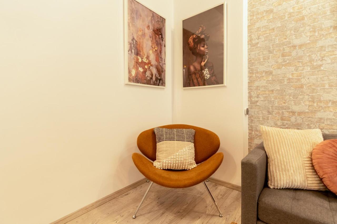 Ideal Stay: Spacious 2Br Apt Near Calea Victoriei Bukareszt Zewnętrze zdjęcie
